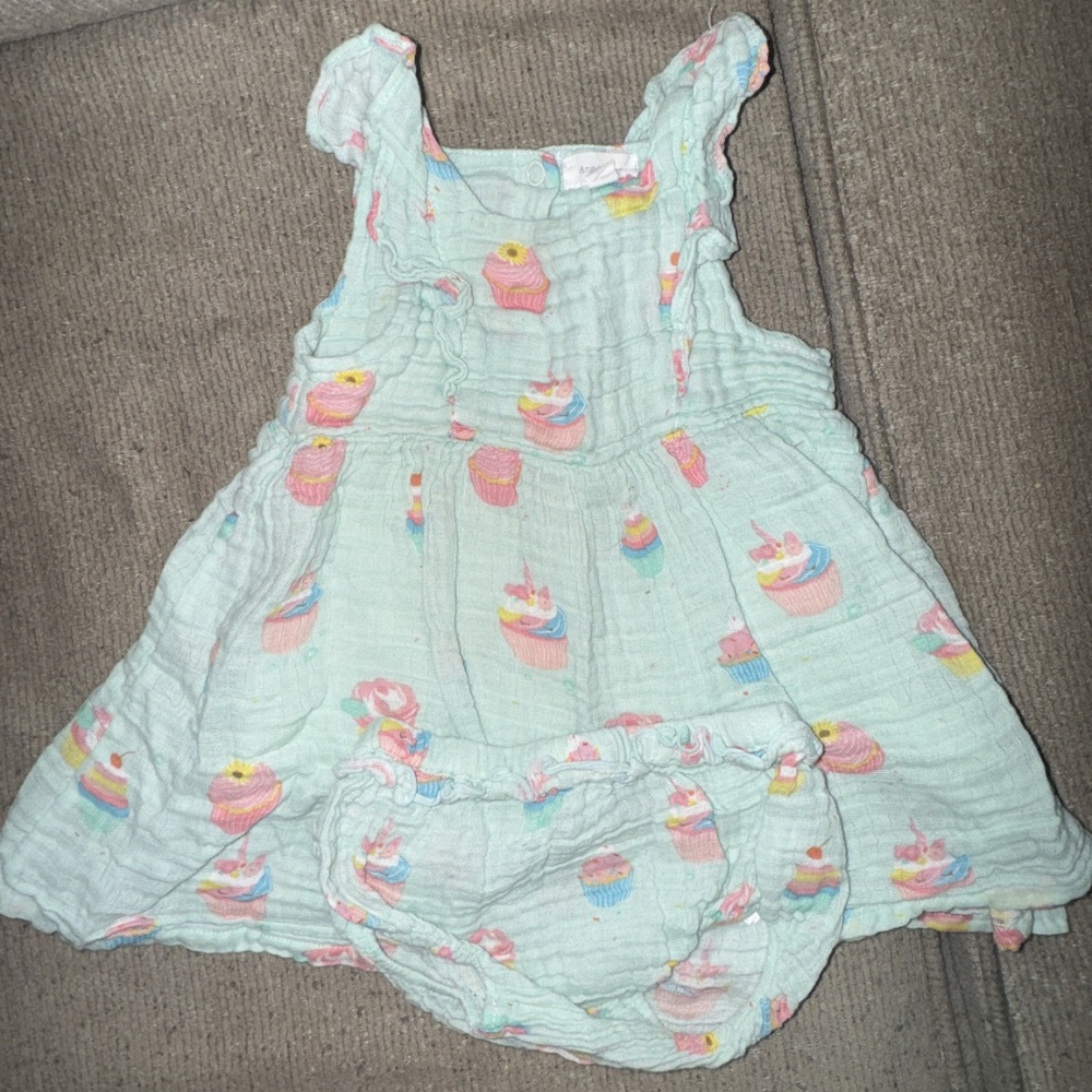 Angel Dear matching set with bloomers